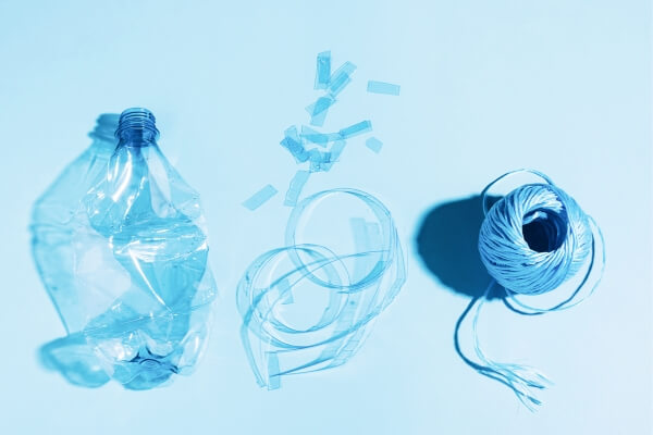 Blazethecurious's tweet photo. DID YOU KNOW??

Clothing labels boasting "made from 100% recycled plastic" are hiding a bizarre chemical reality, polyester and disposable plastic water bottles are actually the exact same identical twin material, meaning your favorite soft fleece jacket is literally just melted down, spun-out trash!

​The fashion industry heavily promotes recycled polyester (often called rPET) as a revolutionary, eco-friendly textile breakthrough. However, the connection is far less about high-tech invention and far more about a hidden chemical monopoly.

Polyethylene Terephthalate, the long, scientific name for Pet, is the exact same petroleum-derived polymer used to manufacture both rigid, clear soda bottles and soft, flexible fast-fashion fabrics. Walk with me 👇🏾 👇🏾

​1. The Plastic-to-Pants Mechanical Alchemy:
​Transforming a rigid plastic bottle into a soft, wearable garment is a brute-force mechanical process that changes the shape of the plastic without altering its underlying chemical structure.

First, post-consumer plastic bottles are collected, thoroughly washed to remove paper labels and glue, and sorted by color. The clean plastic is then thrown into massive industrial shredders that chop the rigid containers into tiny, confetti-like plastic flakes.

​These flakes are fed into high-heat extruders where they are melted down into a thick, liquid plastic soup. This liquid is forcefully pumped through a spinner etc, a specialized metal plate full of microscopic holes that acts like a hyper-precise showerhead. As the liquid plastic shoots through these tiny holes into the cool air, it instantly solidifies into incredibly fine, hair-like continuous filaments.

These strands are twisted together to create yarn, which is then woven into everything from running shirts to winter coats.

​2. The One-Way Downcycling Trap:
​While selling clothes made from plastic bottles is a brilliant marketing strategy, environmental scientists warn that the current method is actually a one-way ticket to a permanent landfill.

​When a plastic bottle is recycled back into another plastic bottle, it stays inside a closed-loop system, meaning it can theoretically be recycled multiple times. However, the moment that bottle is shredded and spun into a polyester t-shirt, it enters an operational dead end.
​Most modern garments are not made of pure polyester; they are blended with other materials like cotton, spandex, or wool to improve comfort. Once polyester is blended with other fibers, modern recycling facilities cannot separate them. As a result, almost 99% of all recycled polyester clothing cannot be recycled a second time.

By turning bottles into clothes, the fashion industry is effectively taking plastic out of a highly efficient circular recycling loop and converting it into a garment that will inevitably be thrown into a landfill or incinerated.

​3. The Microplastic Washing Machine Explosion:
​The most alarming catch regarding the relationship between polyester and recycled plastic is that changing the plastic's form from a solid bottle to a woven textile makes it significantly more hazardous to our oceans.

​A solid plastic bottle can sit in the environment for centuries, slowly degrading as a single piece of trash. But when that same bottle is spun into millions of microscopic polyester threads, it gains the ability to shed. Every single time you toss a synthetic garment into a washing machine, the mechanical friction and water turbulence cause the fabric to shed thousands of microscopic plastic fibers.

​Because these microplastics are too small for municipal water treatment facilities to filter out, they are pumped directly into rivers and oceans. Marine life mistakes these invisible plastic fibers for food, allowing the toxic chemicals from our recycled activewear to directly contaminate the global seafood supply chain.

​FINALLY!
Remember, polyester, is just packaged plastic!

Hopefully you've learnt something new today?

The Medic Who Writes™🌚