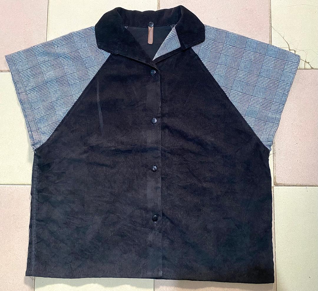 RomanFigureIII's tweet photo. I'm an autodidact(self taught) apparel designer, I've always loved clothing, my dream is to own a clothing brand, I have a niche, brand name and logo.
I'm into streetwears, my designs are artistic, timeless, practical &amp; a bit nonconforming.
I need an investor for a good startup🤎 https://t.co/oEXHi3pYKC