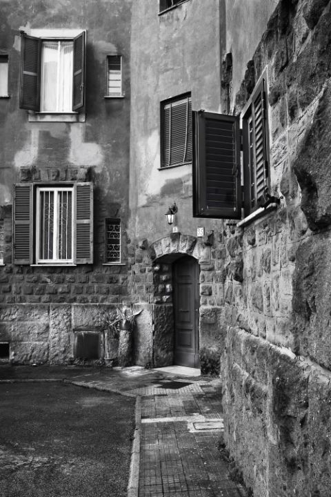 salvomassara's tweet photo. Art of the Day! "walls at Garbatella". Buy at: https://t.co/7bd64afln2 https://t.co/lmIbdO9VhD