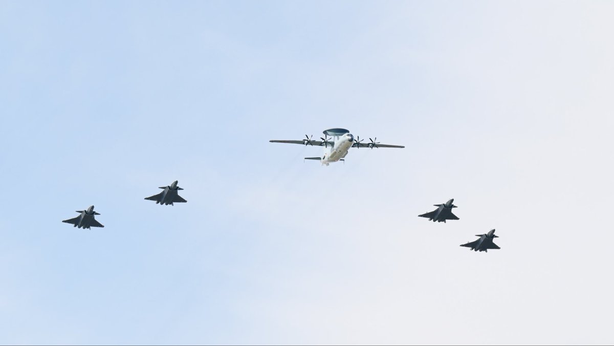 LakeHy's tweet photo. 长春航展 Changchun Airshow https://t.co/dhDHzlGIES