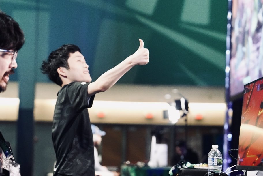 REJECT esports tweet media