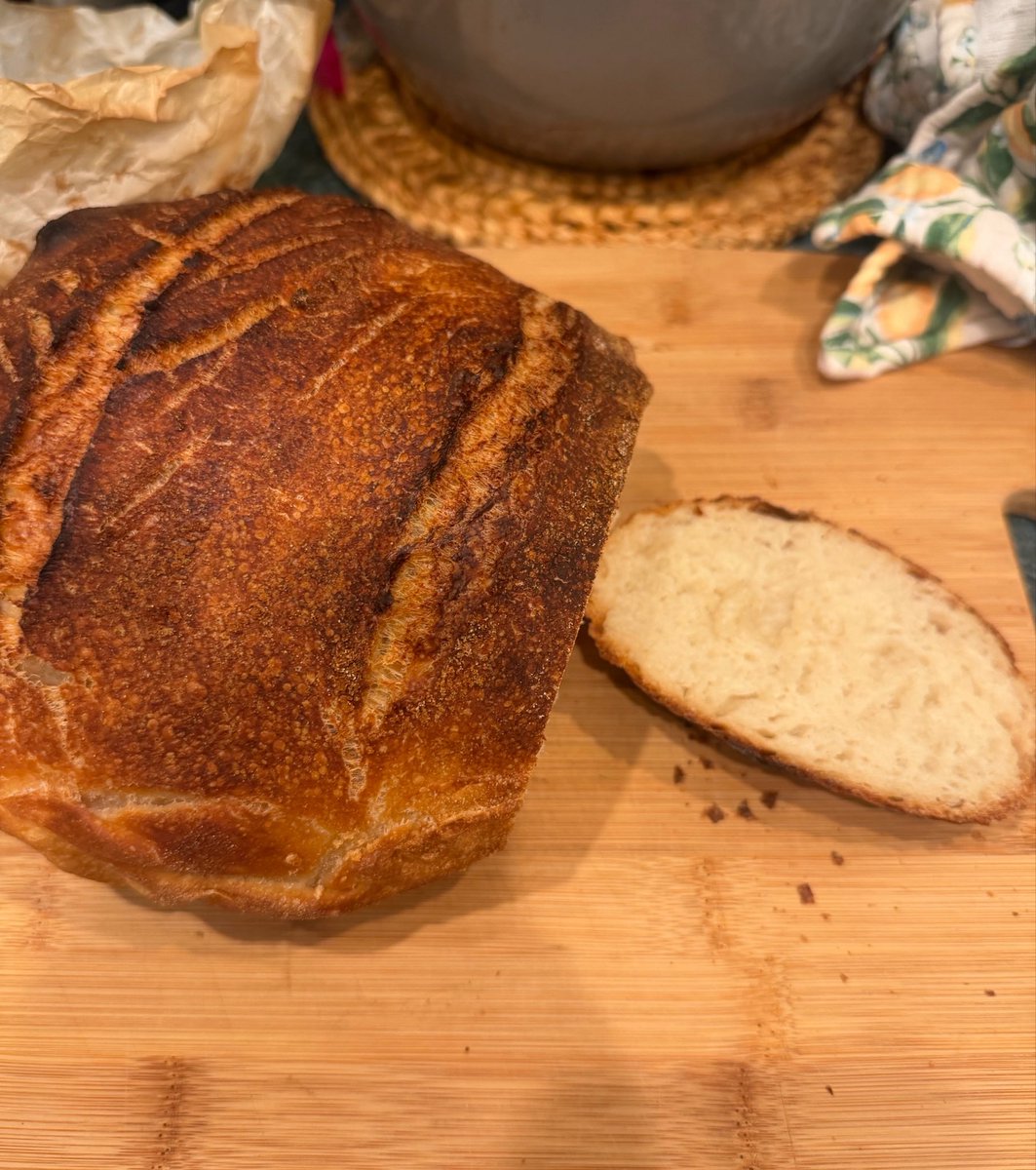 LucyluvsMoon1's tweet photo. Sundays are for slowing down, grateful hearts, and fresh bread rising in the kitchen a simple reminder of God’s goodness in the little things. 🍞✨🙏🏻
#HomemadeBread #GodsGoodness #SimpleBlessings #FreshBread #MadeWithLove #CozySunday #FromScratch #BreadOfLife #KitchenJoy https://t.co/7QgAKqbPBN