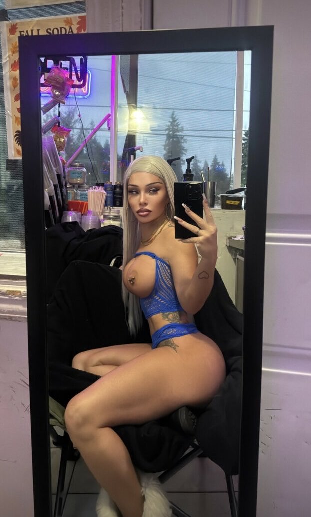 BootiesX tweet media