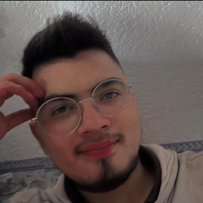 rodrigolfus's tweet photo. #NuevaFotoDePerfil https://t.co/iLLsdFCTgq