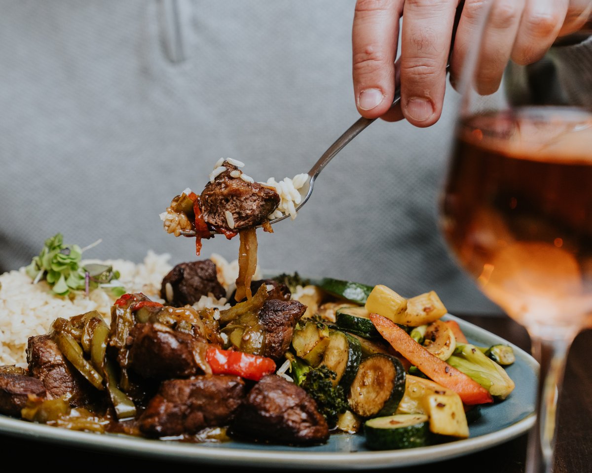 Karvers Grille tweet media