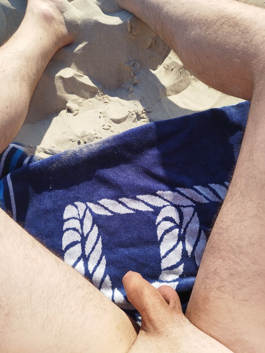 Pierre_PV_'s tweet photo. Toujours pas de marques de maillot https://t.co/sJbOzHrvv2