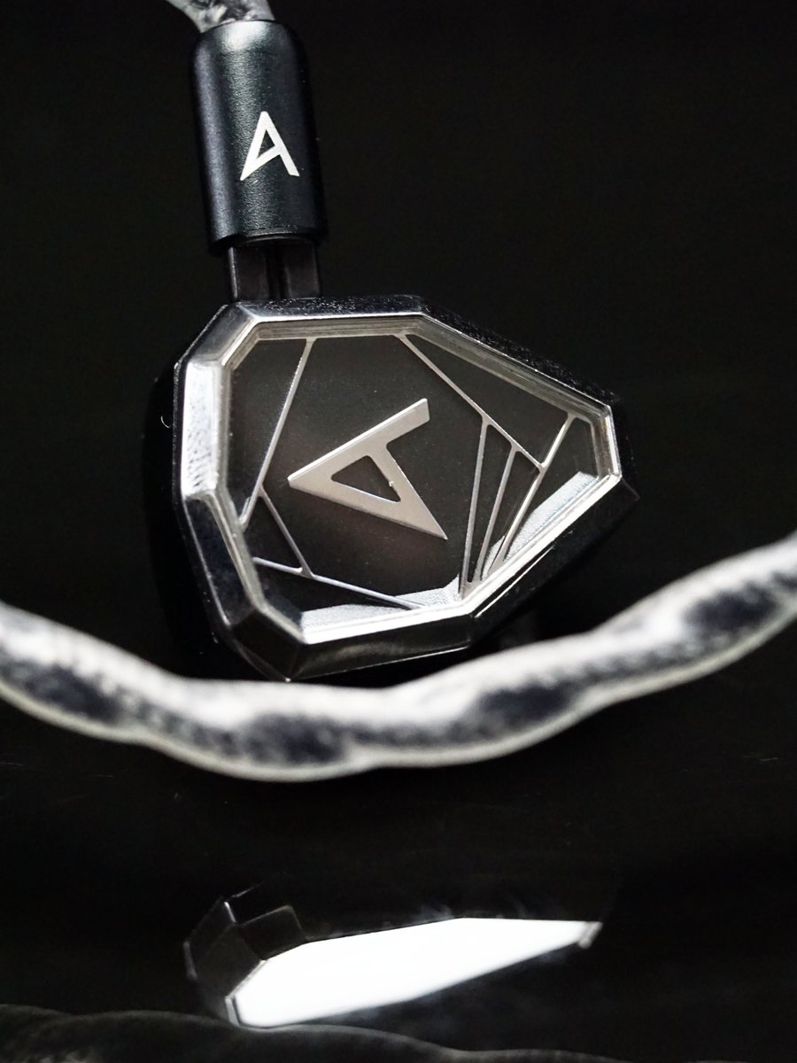 tOElvQyG768InDm's tweet photo. #volkaudio #astellkern stella https://t.co/3L5w7RBF2d