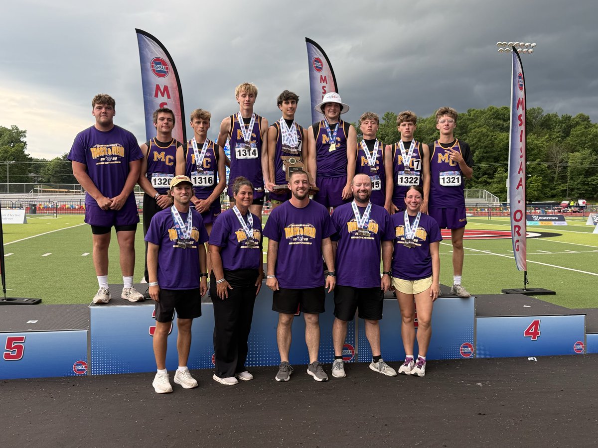 moundcity_news's tweet photo. All podiums!
Congrats to Mound City girls on bringing a state championship as a team back home, and the boys on a 4th place team trophy!

Congrats to Maggie Osburn on breaking her PR and her own MC school record in discus as well 

Congrats to all athletes that competed! https://t.co/jL9bCTiaMv