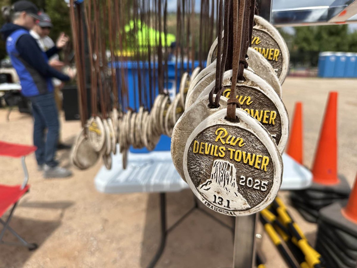 ColRunner's tweet photo. Get ready to Lace up your shoes for Race Devils Tower on June 20th and 21st !!!
Be sure to LIKE our page and check out our website, https://t.co/yKHfLyaBYV. Registration will be limited to 300 in the Half Marathon, so be sure to secure your spot soon!
Also in store for the week...