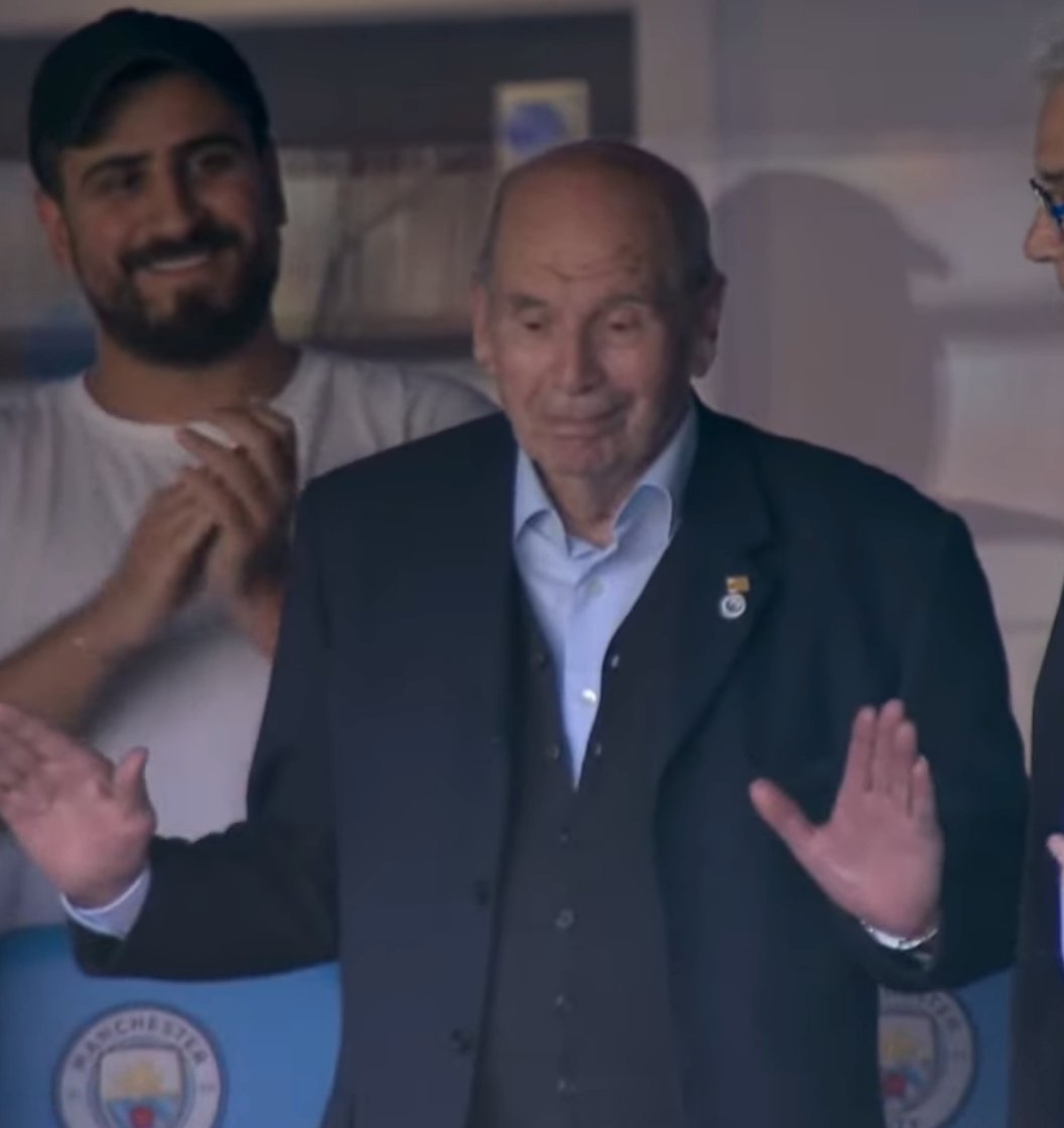 The Touchline | 𝐓 tweet media