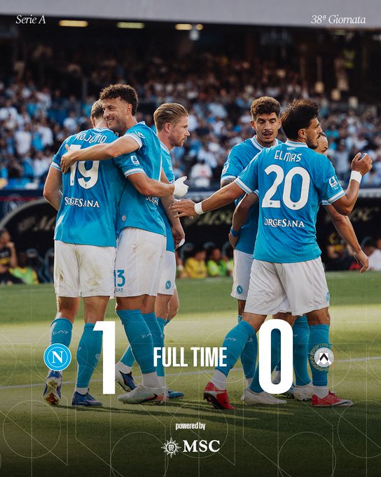 fioremarro's tweet photo. Si chiude con una vittoria e un secondo posto in classifica la stagione più scalognata del Napoli, anche oggi due infortunati,e  che nonostante tutto ha vinto comunque una Supercoppa. Buona Fortuna Mister Antonio Conte, sei stato il numero uno. https://t.co/M48OlSgEcE