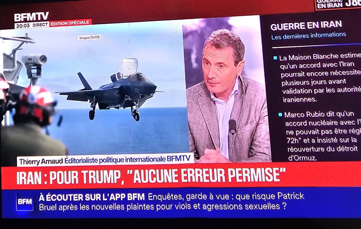sengi60's tweet photo. BFM 😆
Est-ce la propagande ou les informations ? 
Montrer Washington avec des bateaux et avions de guerres correspond à une vieille propagande digne du 20 siècle !
Ces médias sont devenus plus que ridicule !😄😄😄 https://t.co/bo74gzr91B