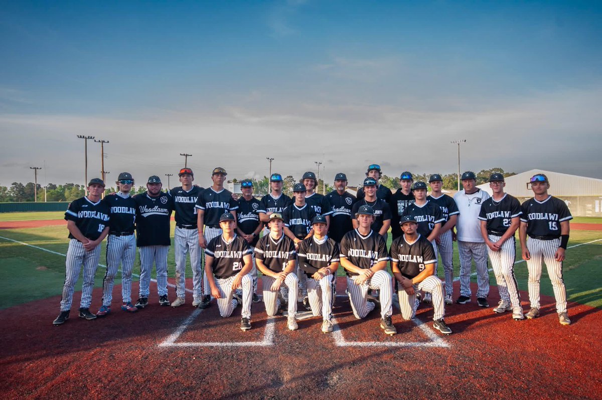 TynerBurris's tweet photo. Didn’t end how we planned it but couldn’t be more grateful for this team and coaching staff. Thank you Woodlawn! Next stop ASUTR.
@Coach_Tuck18 
@TRich8260 
Final Stats: 
Avg: .366 (30 h/82 ab)
Obp: .523
Ops: .962
Slg: .439
BA/RISP: .488
BB/K: 1.071
RBI: 24
Runs: 25
BB: 15
SB: 15 https://t.co/eArOprAStZ