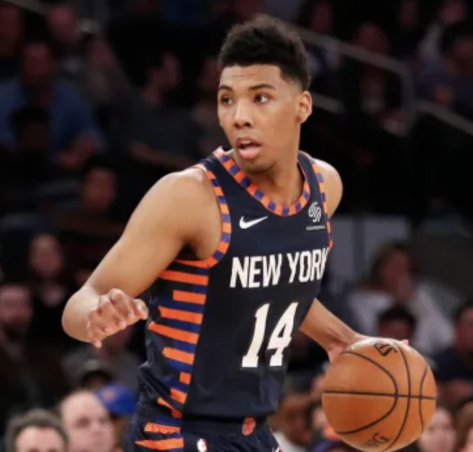 TeddyChassin's tweet photo. @OwnHimBrunson I know we got some Iso Zo heads in the replies https://t.co/VXKC4IOBBT