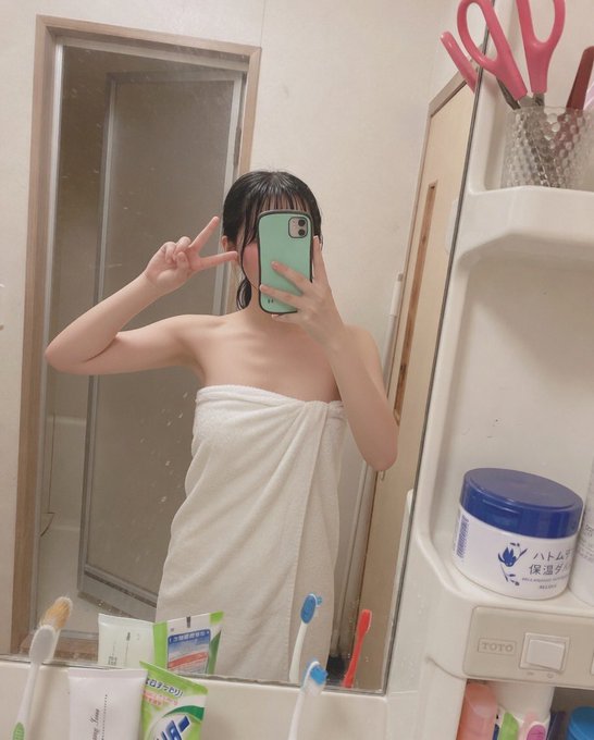 たみこ tweet media