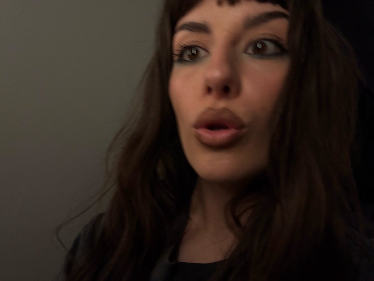 lillian tweet media
