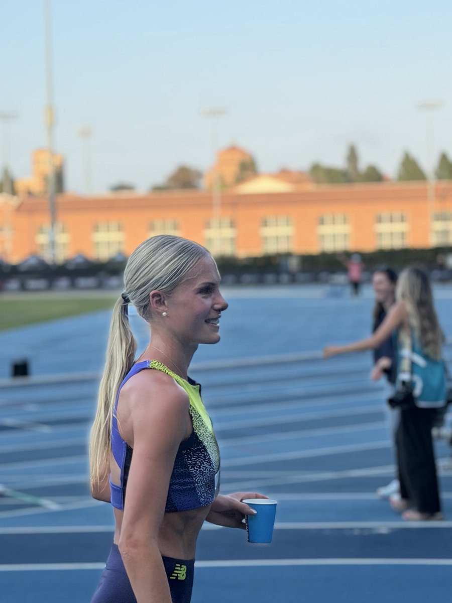 joahspearman's tweet photo. I had a great time at LA Track Fest yesterday. Nice work @sound_running 

Highlight was definitely the amazing 5K @parker_valby ran. https://t.co/j8ZaZGqOGn