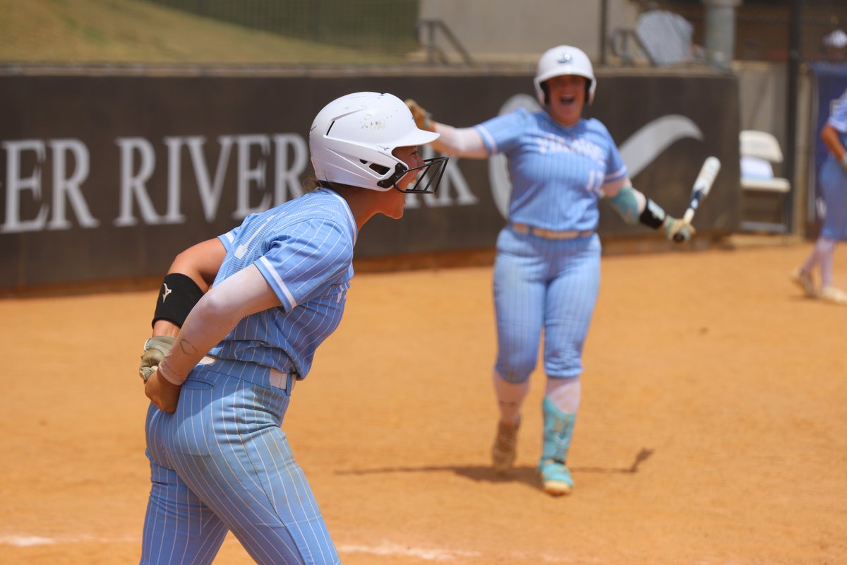 SJRState's tweet photo. Just sharing some more moments from Spartanburg to congratulate @SjrSoftball again on another successful season! 🥎 #SJRStateProud https://t.co/rA34oqbseH