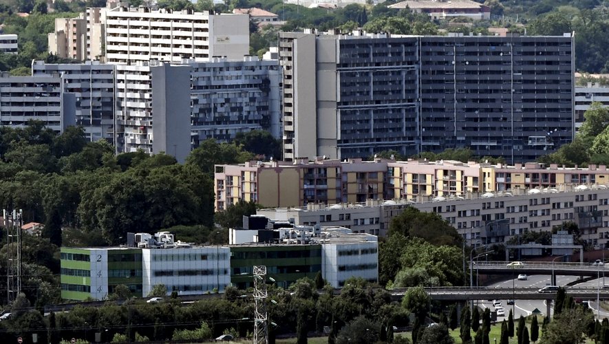 Fdesouche.com est une revue de presse tweet media