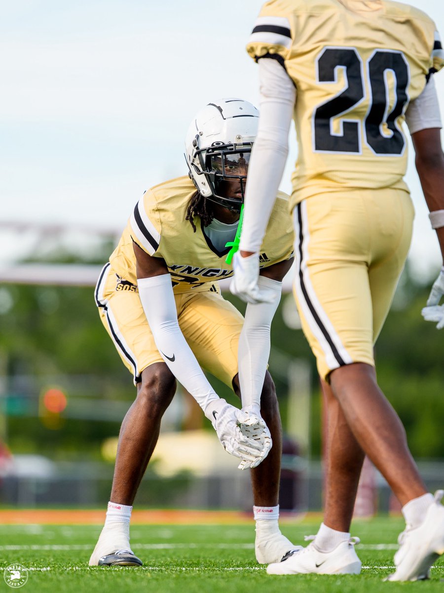 TARON SMITH 6’4 DB🦍 tweet media