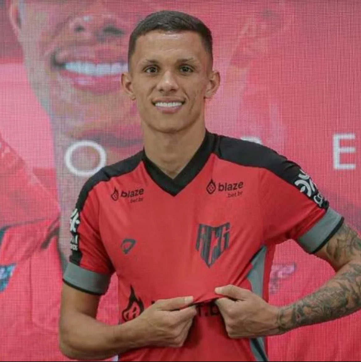 Henrique Alcaraz tweet media