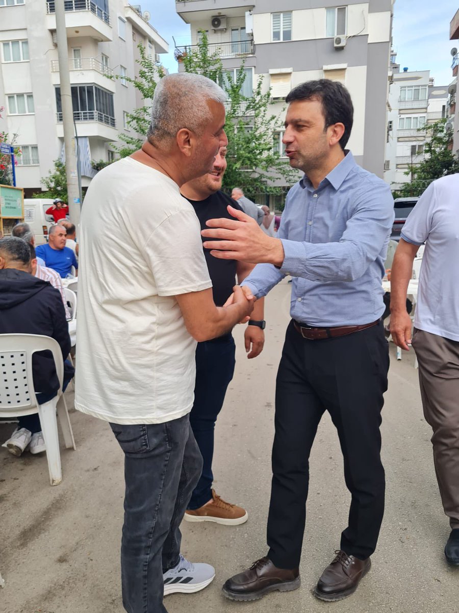 avmustafakose's tweet photo. 📍Kızılarık Mahallesi

Komşumuz merhum Halil Kaya amcamız için okutulan mevlide katıldık. Halil amcamıza Allah'tan rahmet, Mustafa Kaya ve Tuncay Kaya başta olmak üzere tüm ailesine başsağlığı diliyoruz. https://t.co/pwahyXyfFs