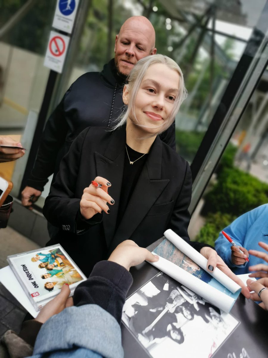 phoebe daily tweet media
