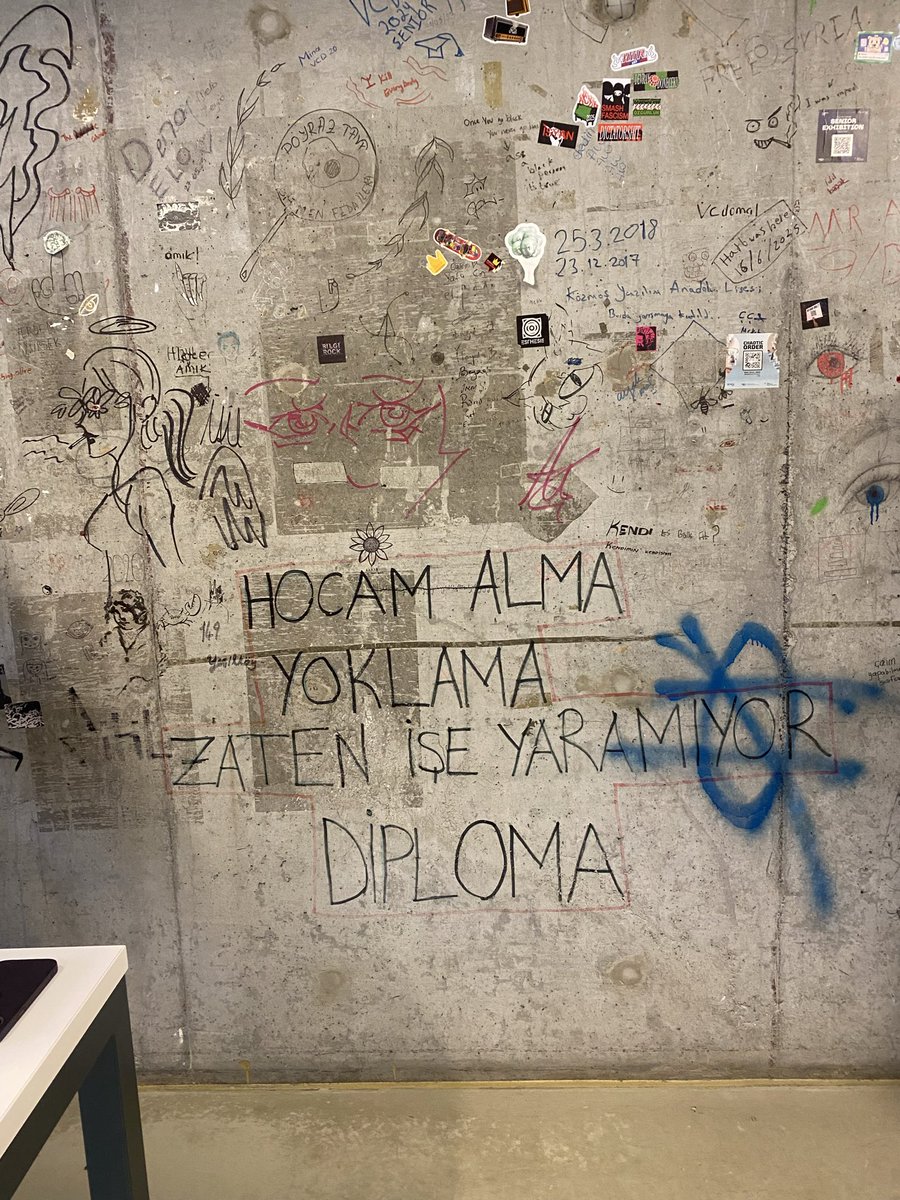 Nazlı tweet media