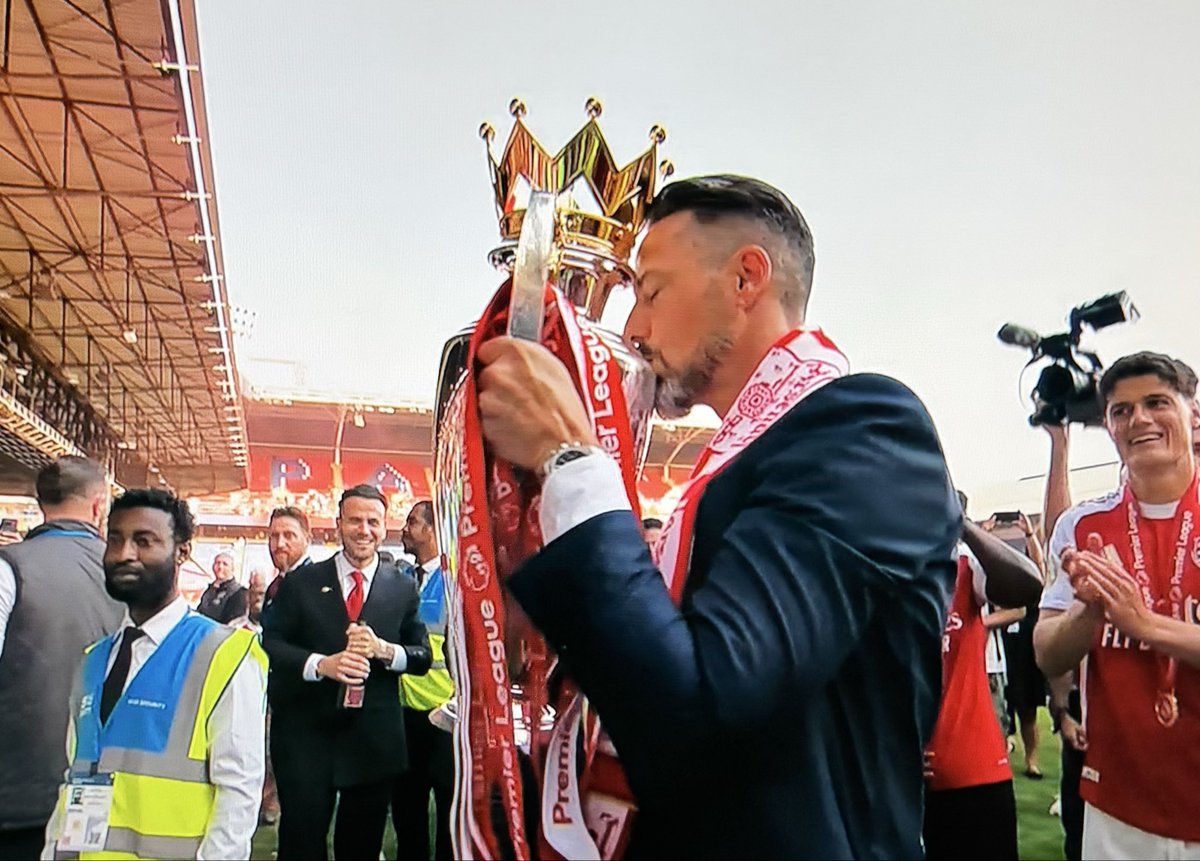 Gooner Chris tweet media