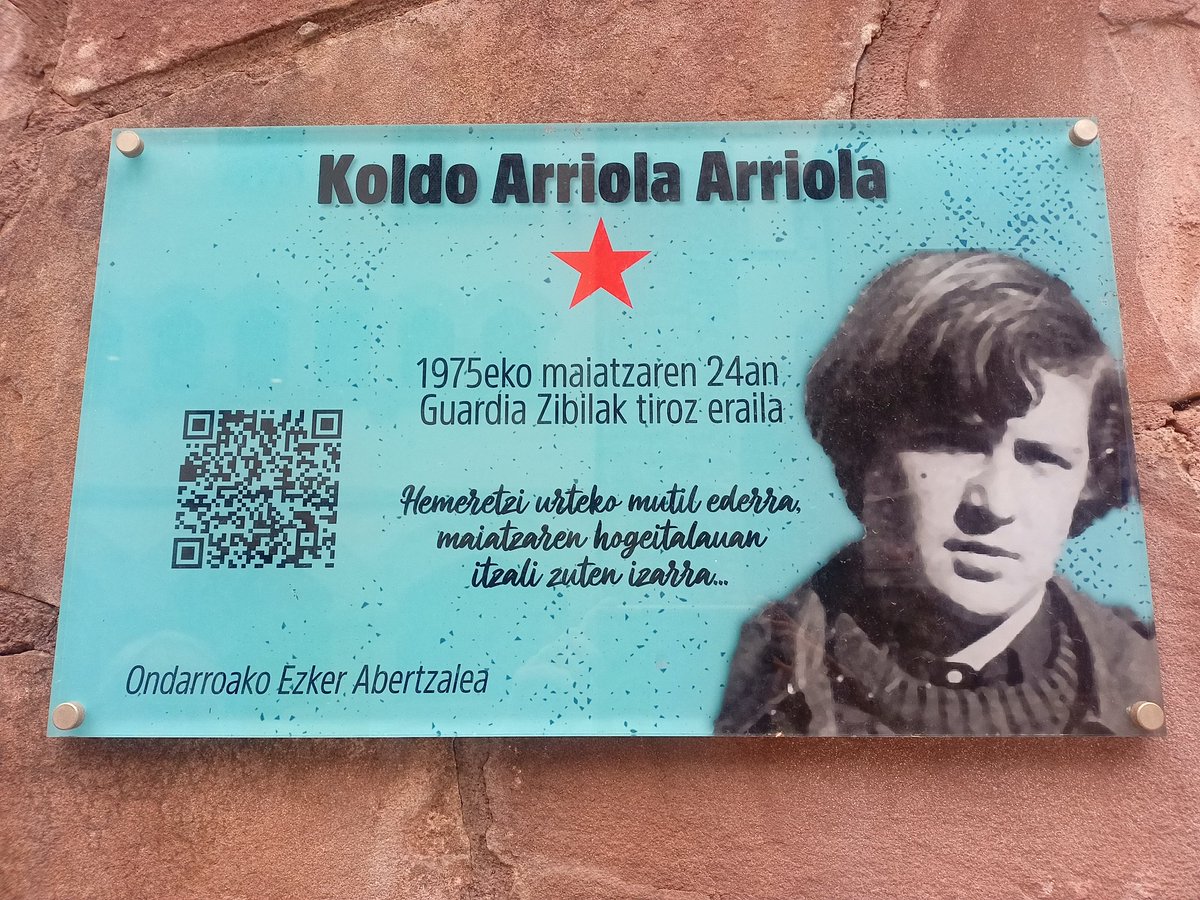 SendoaPuerta13's tweet photo. 24/05/1975 Koldo Arriola, de 18 años, asesinado por el Guardia Civil Pedro Rodríguez por cantar en Euskera por las calles de Ondarroa. https://t.co/zaAGS8FWB7
