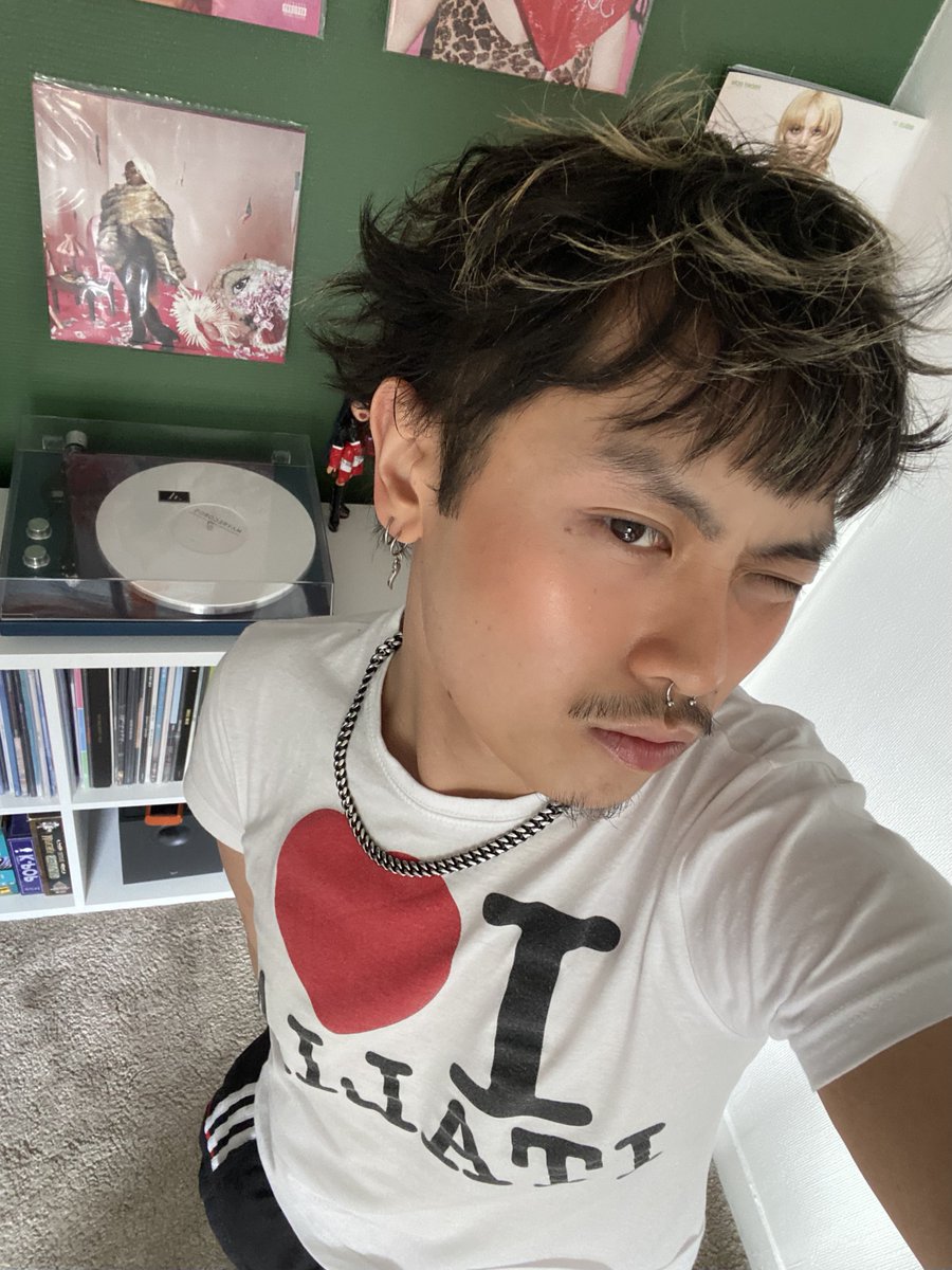 𝑆ℎ𝑎𝑜𝑙𝑎𝑛 tweet media
