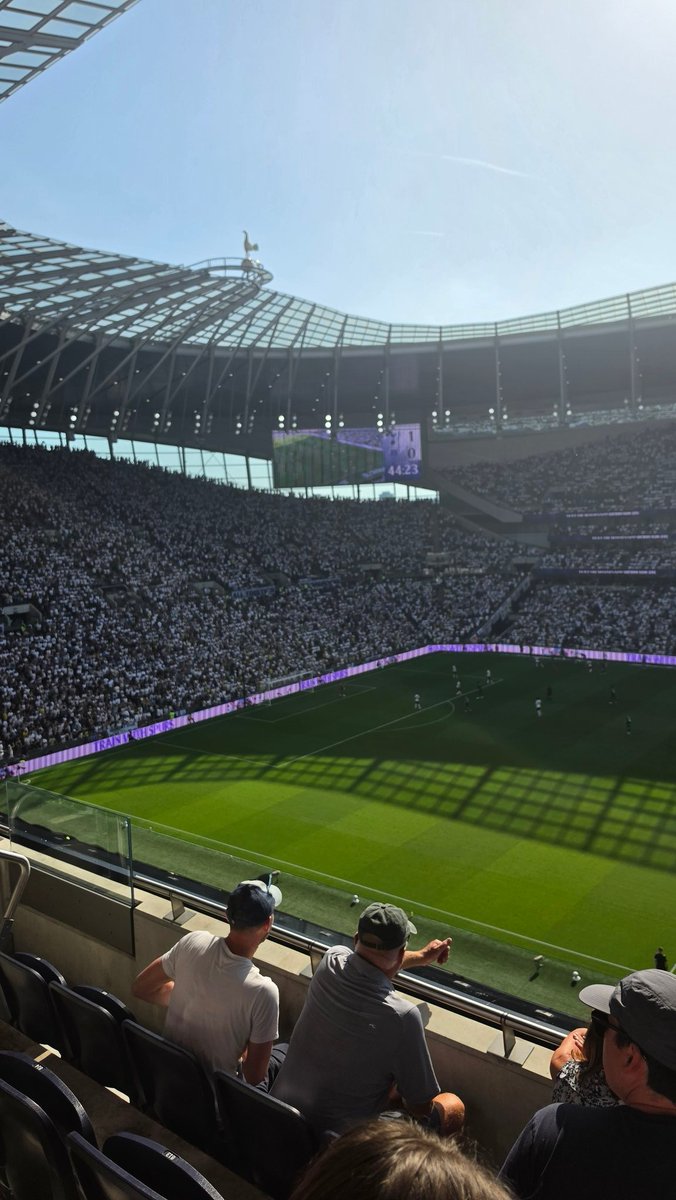 travchenko's tweet photo. Up the Spurs https://t.co/vu7l6KUSwY