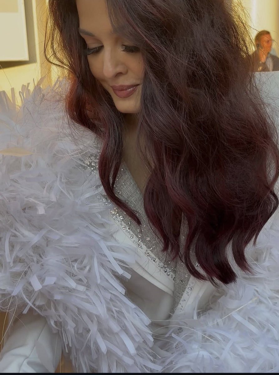 aecshh's tweet photo. #AishwaryaRaiBachchan
#AishwariyaRai https://t.co/c284FLyZrE