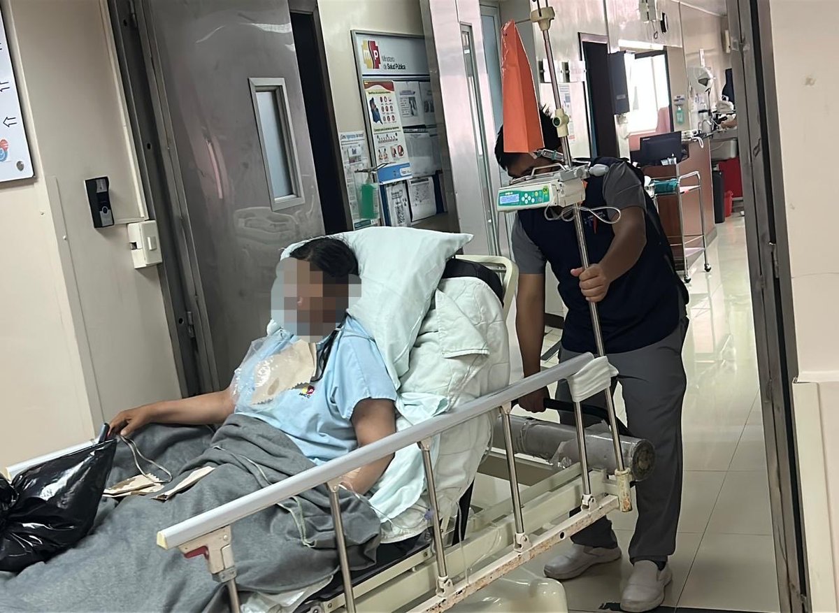HHCCAzogues's tweet photo. #ElNuevoEcuador | Por la conmemoración de la Batalla de Pichincha, el @HHCCAzogues mantiene activo su plan de contingencia con 229 profesionales de la salud y personal de apoyo, preparados para brindar atención oportuna y de calidad ante cualquier emergencia durante este feriado. https://t.co/UPOFKwsDFE