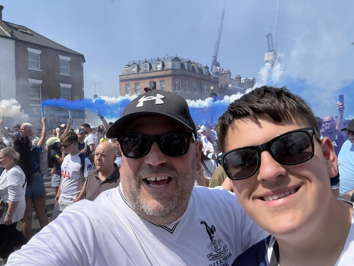 zavy80's tweet photo. And breath….. 🙏
I have never experienced a more nervous/stressful  game… a more awful few months, this relegation business truly horrific.. sleepless nights, affect on your mental health, something I wouldn’t ever want to go through again!!!
COYS 🤍🙏 https://t.co/KcIFps4E9v