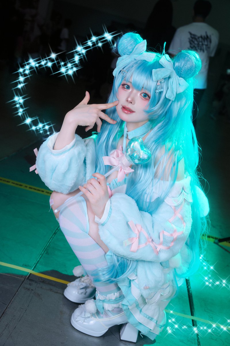 3333zip's tweet photo. ♡₊˚ 🫧・VOCALOID_ 初音ミク ・🫧 ₊˚♡ 
シナモロールミク COS ☁️
૮₍ ˶ᵔ ᵕ ᵔ˶ ₎ა ✧₊˚

시나모롤 버전 미쿠 코스프레 🩵

#初音ミクコスプレ #シナモロール #VOCALOIDコスプレ https://t.co/cGTvIPs7b8