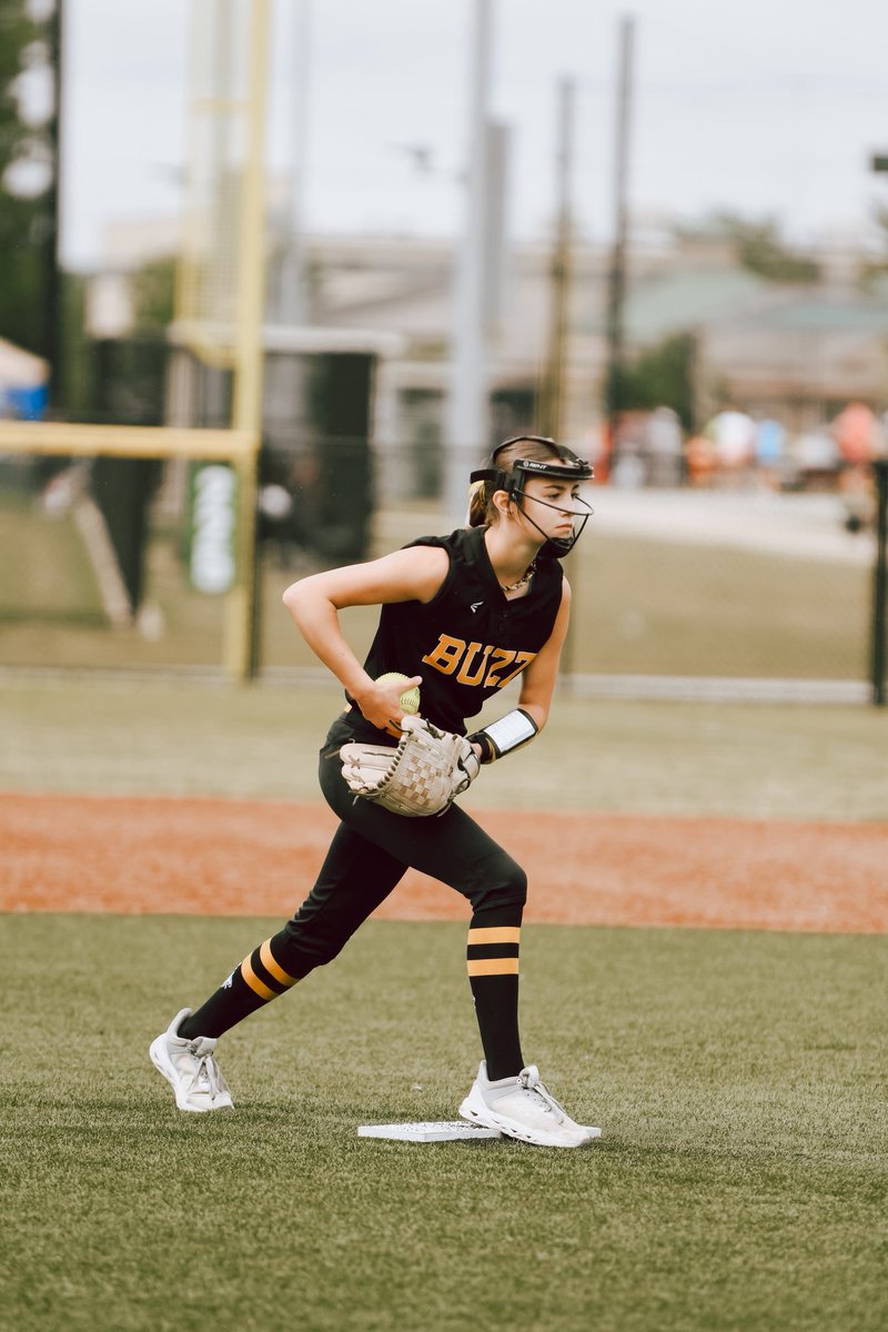 LMaggard2031's tweet photo. Some weekend moments 📸🥎 https://t.co/P1oYvUWSU2
