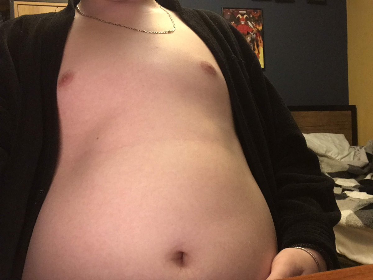 GrowingJames's tweet photo. @Fatasscatdamn How does it look https://t.co/qyOnhUXdb9