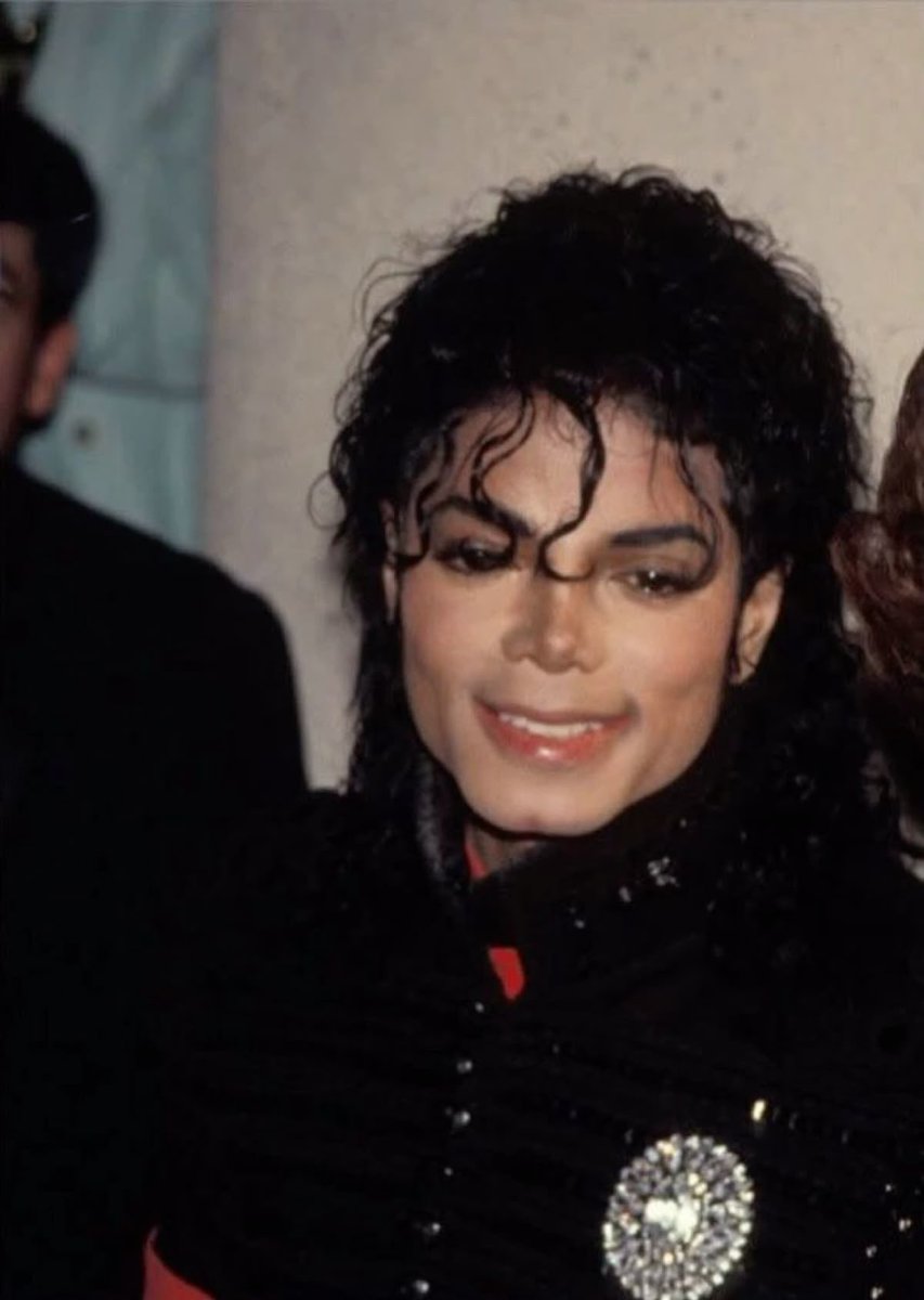 Emilu 💎 MJ ✨ tweet media