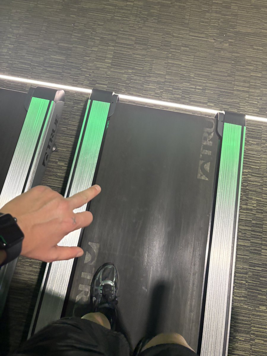 queenemm27's tweet photo. Gym pump hitting different 💪 Veins popping, muscles swollen.
Subs & paypigs — tribute first if you want these exclusive muscle pics.
Muscle-loving queens — slide in, I know you’re wet for this.
TG: Emleaxx
#MuscleWorship #Findom #Paypig #GymDomme #MuscleFem #Femdom #TributeMe https://t.co/ovtSHxmtNL