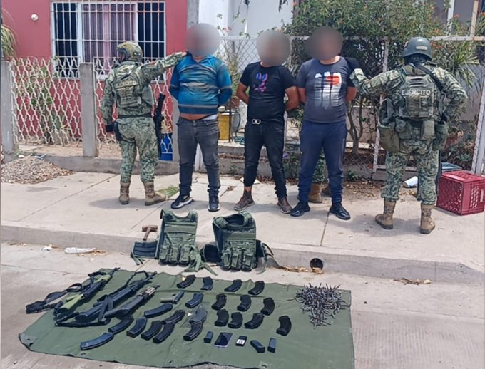 ElOficialdeCuartel tweet media