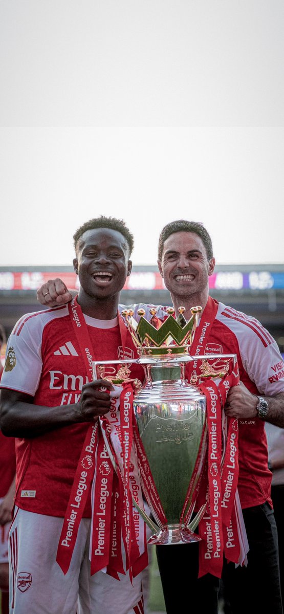 X_1KH1_'s tweet photo. 📲 𝟒𝐊 | 𝐀𝐑𝐒𝐄𝐍𝐀𝐋 🙌🏻❤️🤍✨

#Wallpapers | #Arsenal | #PL https://t.co/mzw0xKzWMN