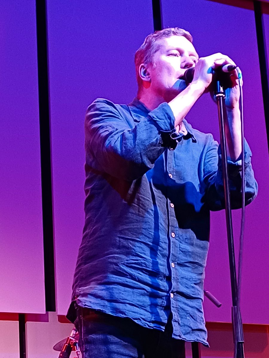 ilinterpaint's tweet photo. @TimBowness @liverpoolphil My photo don't do justice to a such a memorable concert. After the performance, someone who saw you live for the first time told me: "now I understand why you travel from Italy every time Tim Bowness plays live". https://t.co/q7uHWu9Ydk