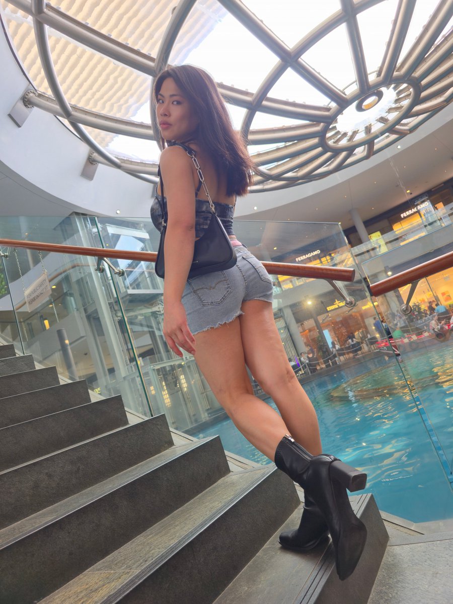 Salome Lamort | Deleted at 7.3K tweet media