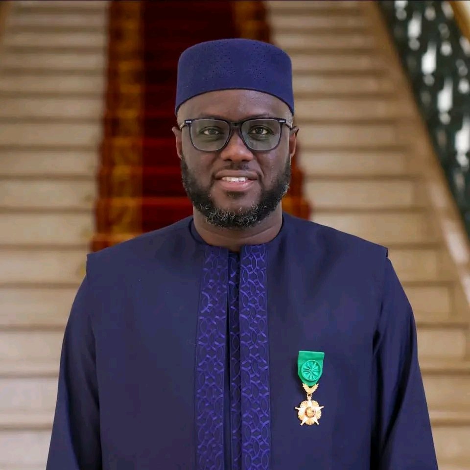 gilot_pointdujo's tweet photo. Retenez bien ce nom : Malick Ndiaye.
Député élu sous la bannière du PASTEF, considéré comme l’un des hommes les plus influents du mouvement après Ousmane Sonko, il pourrait jouer un rôle majeur dans l’avenir politique du Sénégal.
Tout peut arriver en 2029. https://t.co/Xg0YEmjEuz