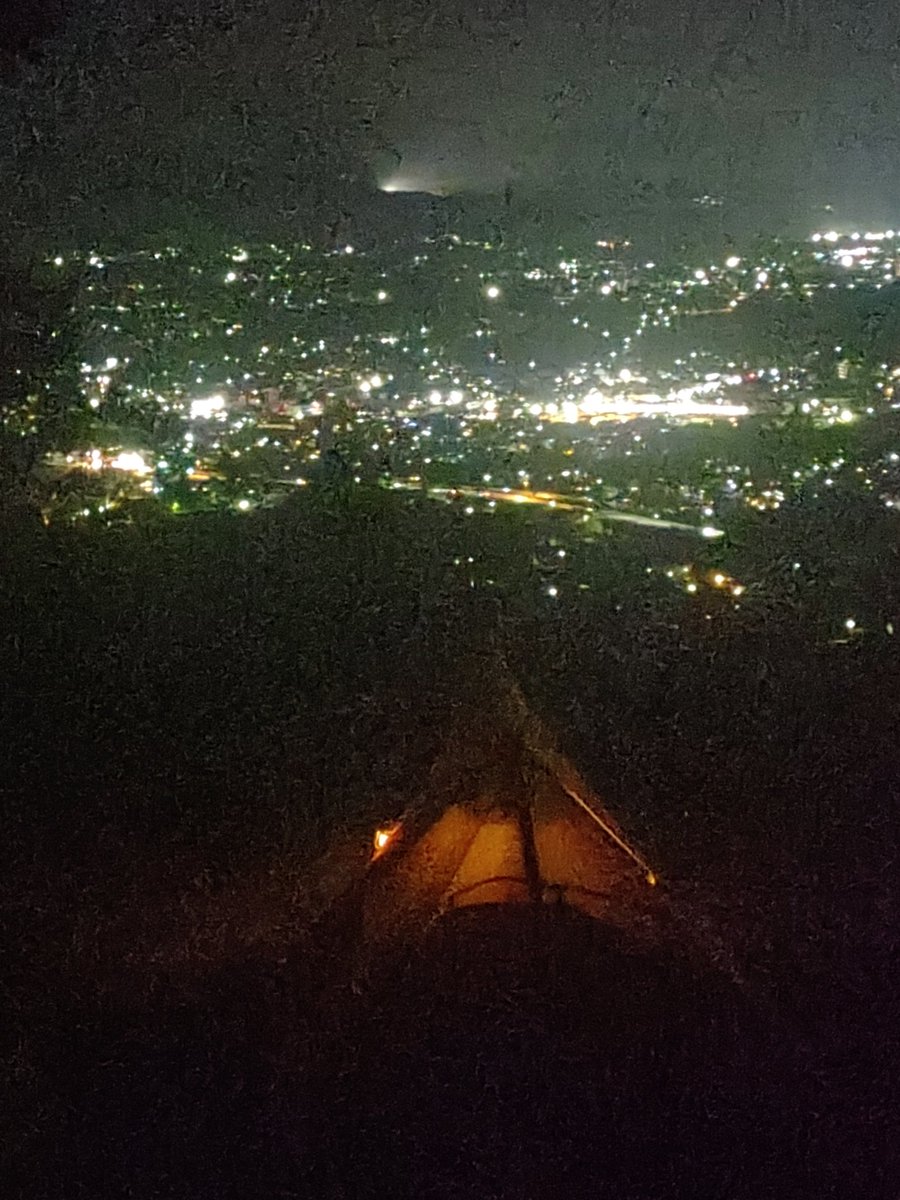 maichikun's tweet photo. 今月5泊目のソロキャンプは群馬県沼田市のブルーサミットキャンプ場。
絶景サイトで完ソロです https://t.co/H8EupPlZUh
