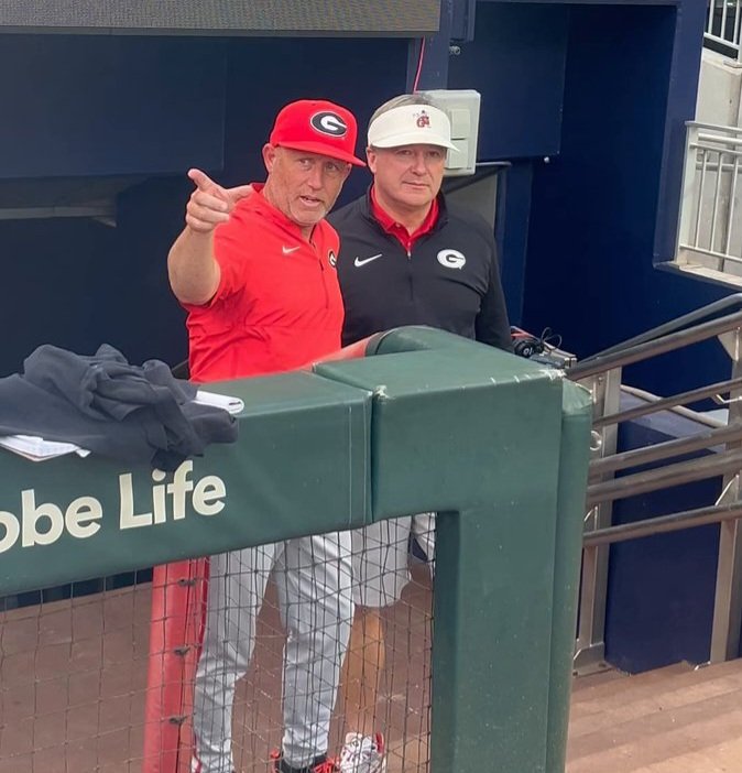 HamDawg115's tweet photo. Multiple SEC Championships between these 2.

Dawgs really run this conference. https://t.co/iIJkj2w7Pg