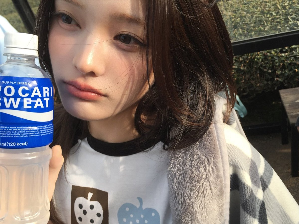 이로하 얼굴 tweet media
