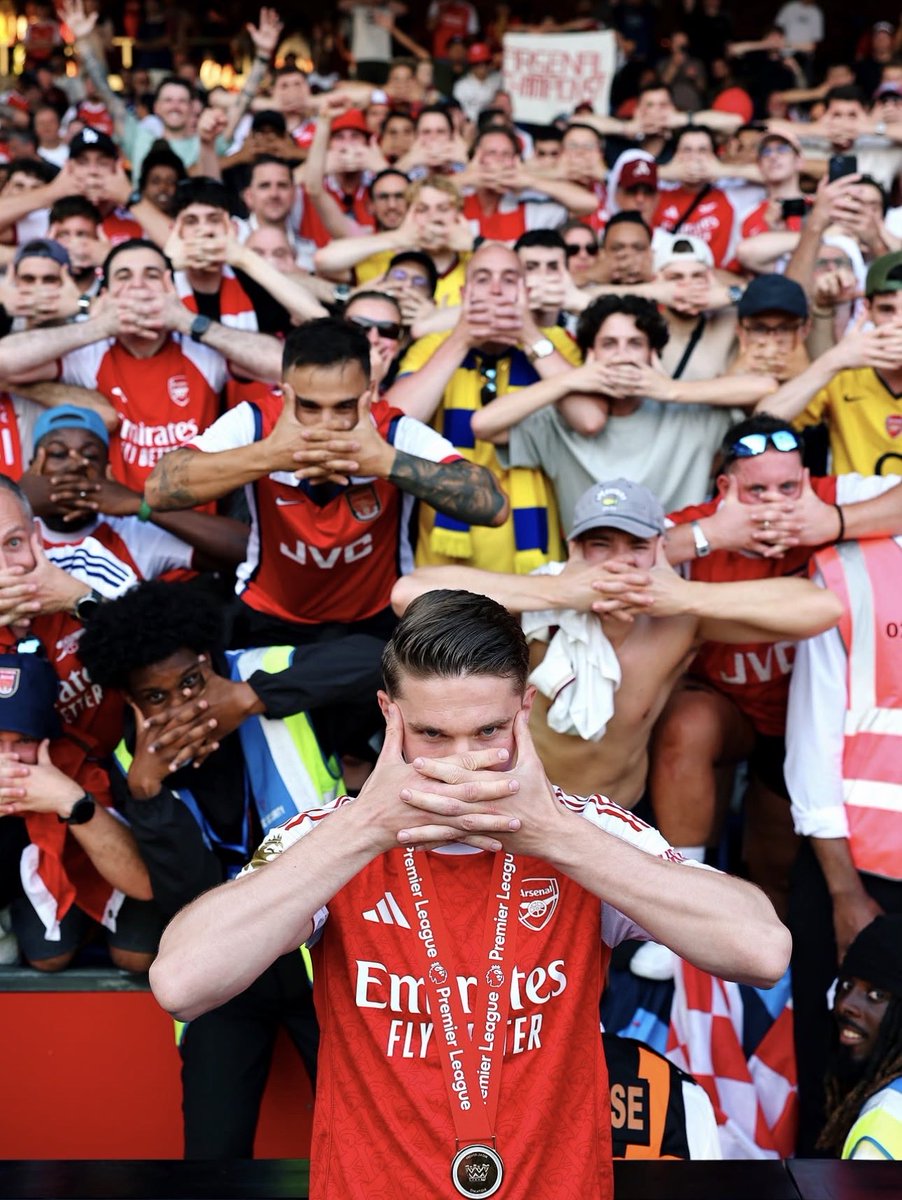 Gooner Chris tweet media