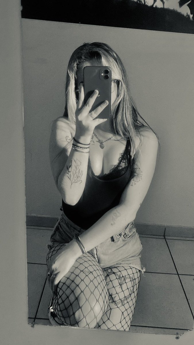 grr💋 tweet media